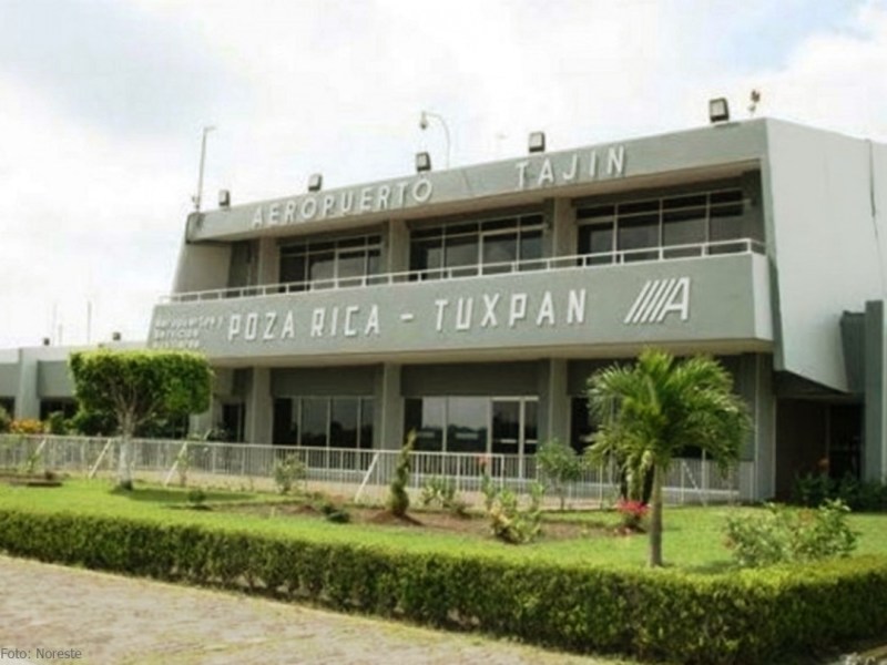 Tihuatlán: «EN EL OLVIDO AEROPUERTO&nbsp;TAJÍN»